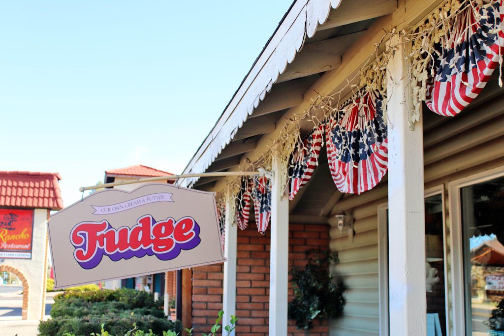 A Local's Guide Best Things to do in Simply Wander