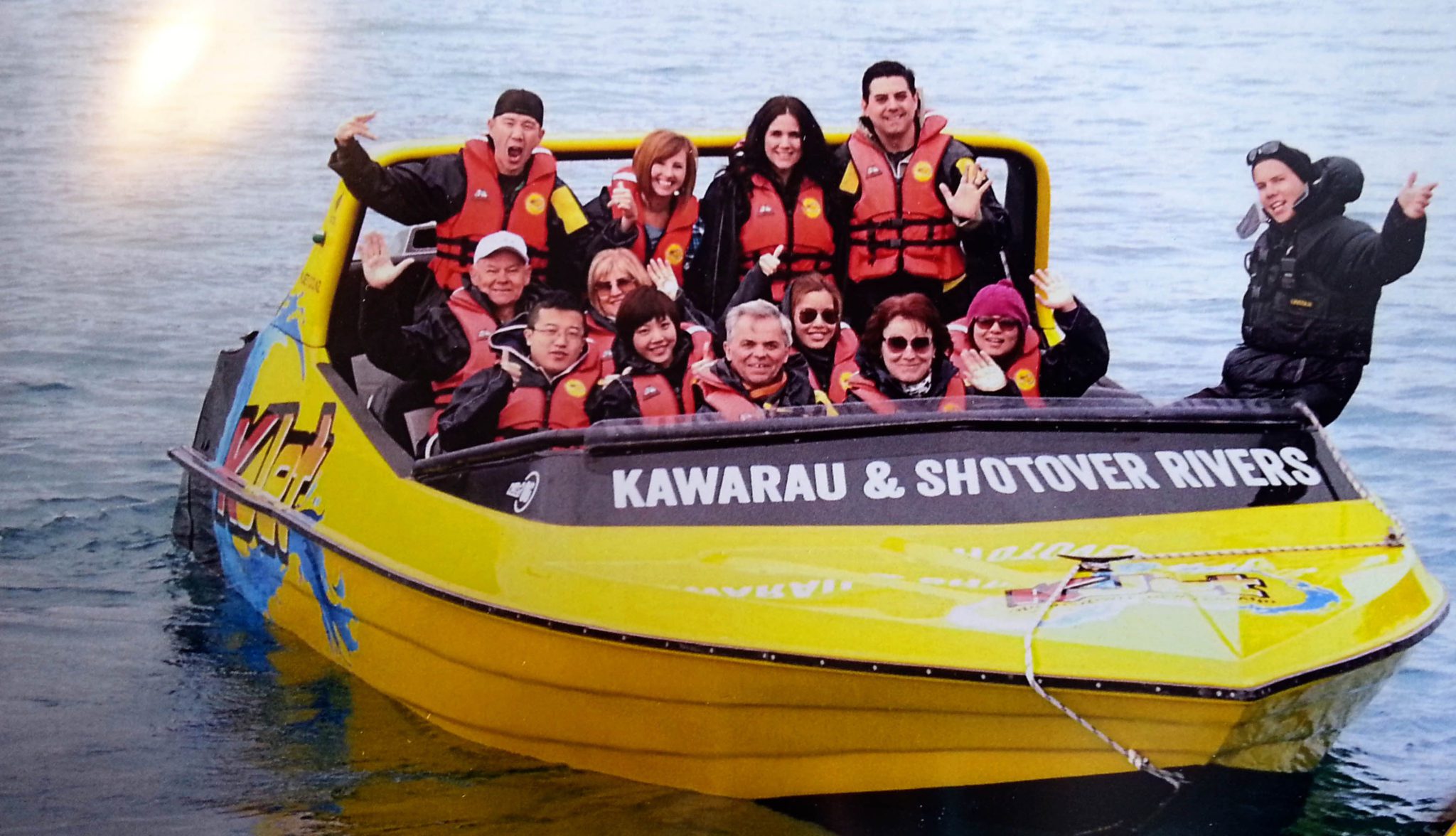 8 Unforgettable things to do in Queenstown New Zealand | KJet jet boat tour #newzealand #queenstown #simplywander