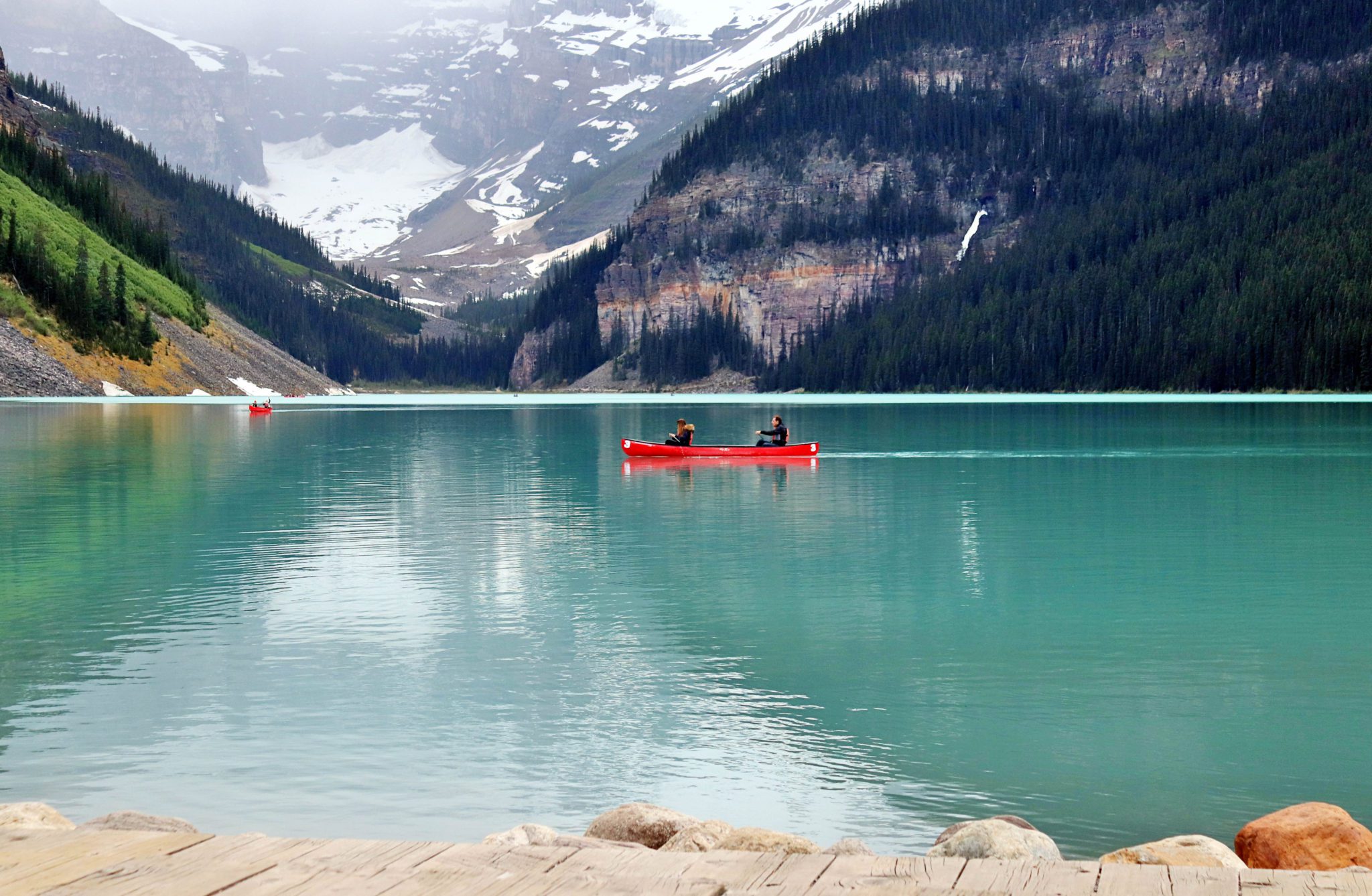 Tips for taking photos at Lake Louise | Banff Photography Guide: 15 Amazing Spots to take Photos in Banff | Simply Wander #banff #canada #simplywander #lakelouise