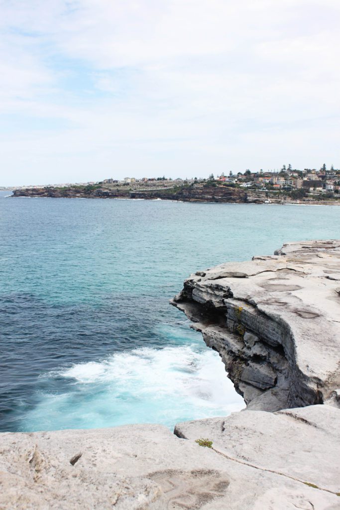 Be sure to take Bondi-Bronte coastal walk for amazing views and beaches-Top 10 things to do in Sydney #sydney #australia #bondibeach #simplywander