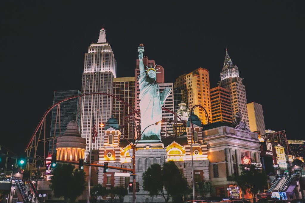 Best Things to Do in Las Vegas With Kids | New York New York roller coaster #simplywander