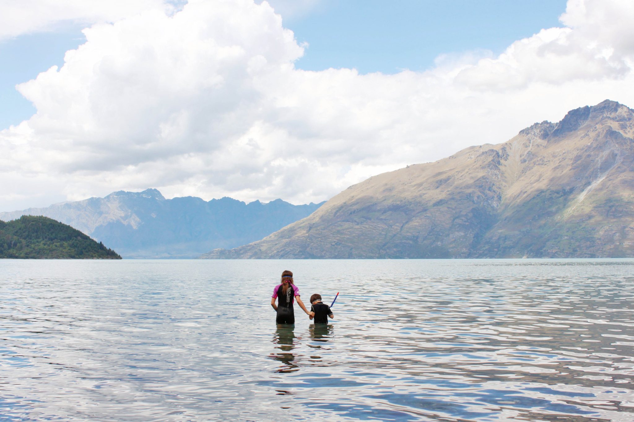 8 Unforgettable things to do in Queenstown New Zealand | Lake Wakatipu #lakewakatipu #newzealand #queenstown #simplywander 