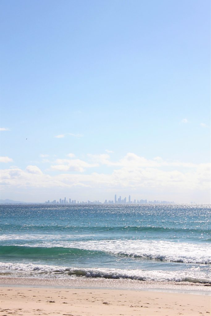 5 must see locations from the Gold Coast of Australia to the Sunshine Coast #australia #goldcoast #snapperrocks #simplywander