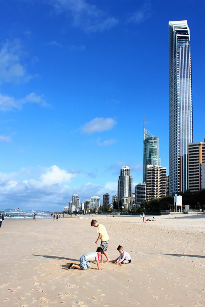 5 must see locations from the Gold Coast of Australia to the Sunshine Coast #australia #goldcoast #sunshinecoast #surfersparadisebeach #simplywander