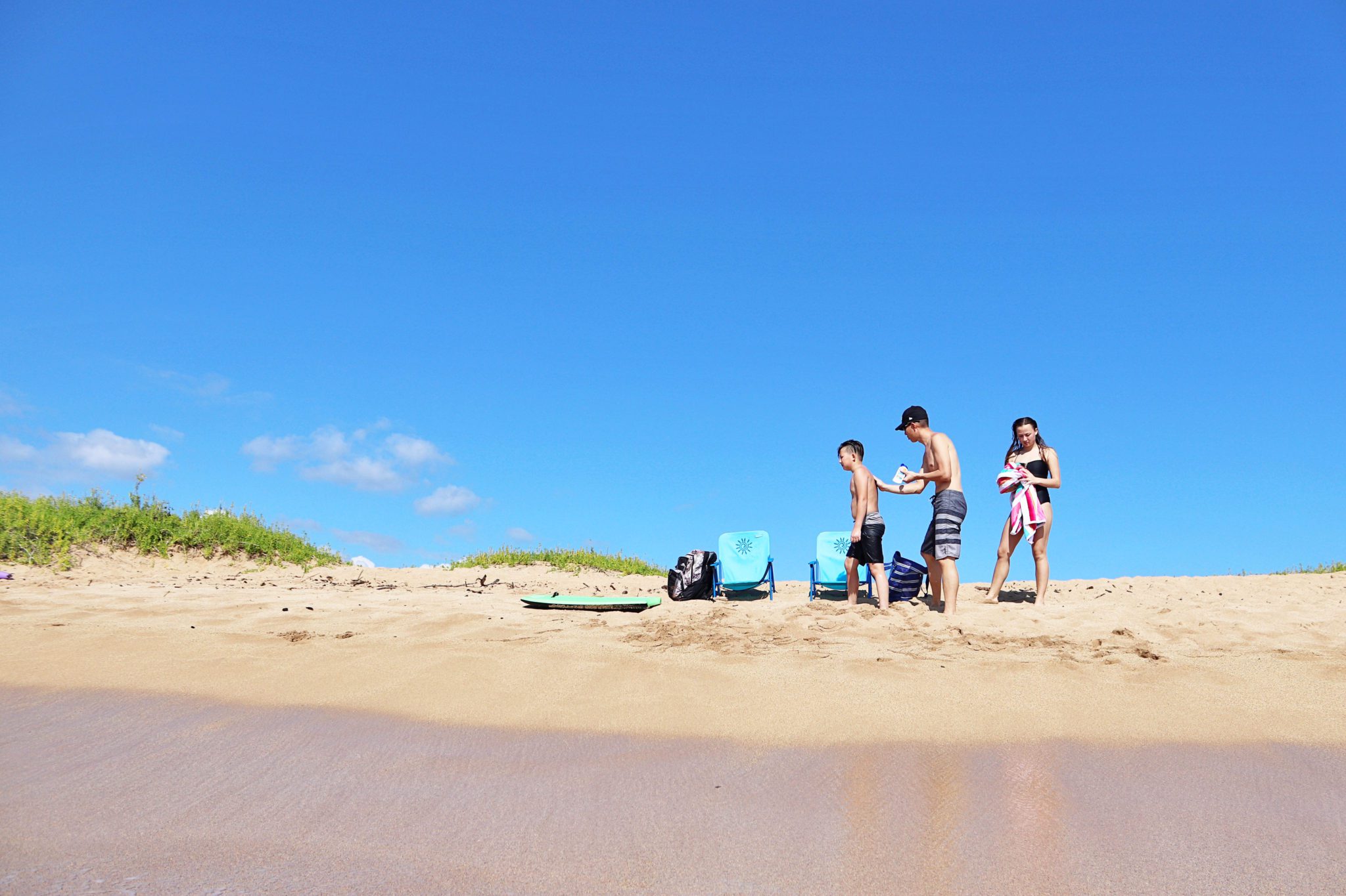 Salt Pond Beach is one of the best beaches for kids in Kauai- Top things to do in Kauai #kauai #hawaii #saltpondbeach