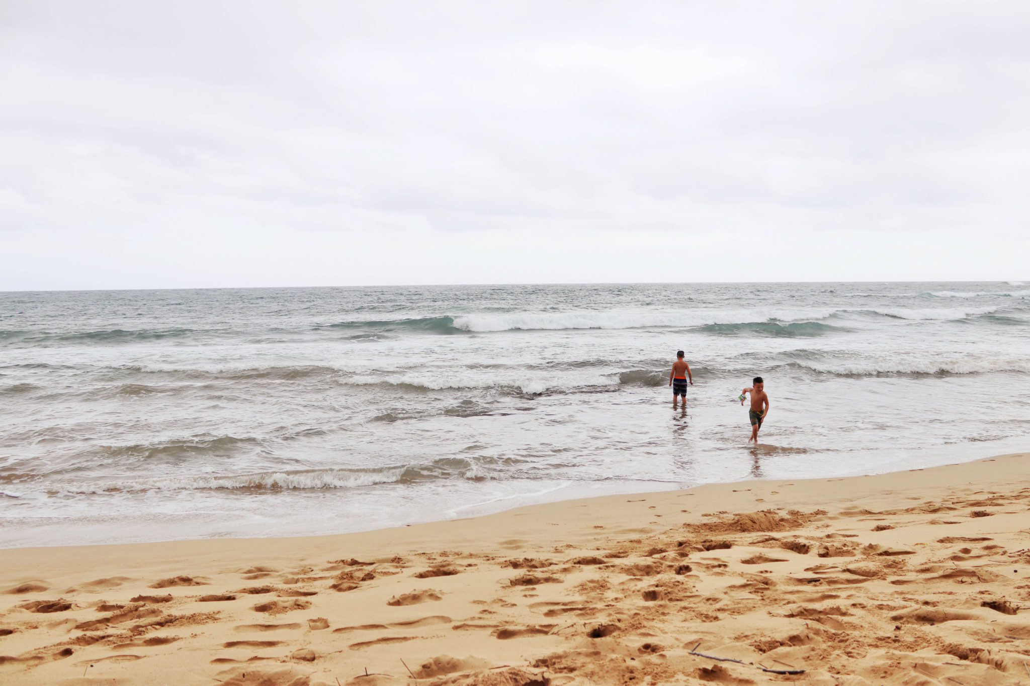 How to get to Hideaways beach in Kauai- top things to do in Kauai #kauai #hawaii #hideawaysbeach #simplywander