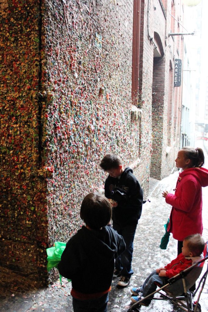 Where to find Seattle's famous gum wall- 10 things to do in Seattle with kids #Seattle #washington #gumwall
