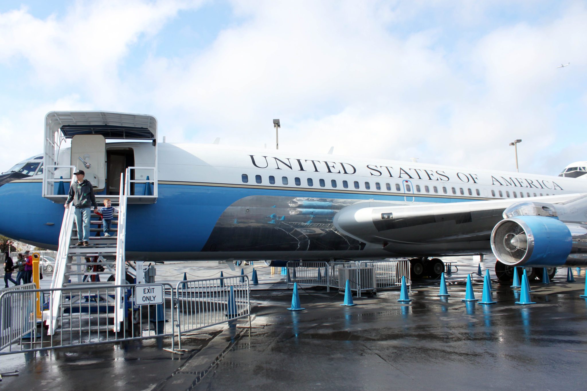 Board Air Force One at Seattle's Museum of Flight- 10 things to do in Seattle with kids #Seattle #washington #museumofflight