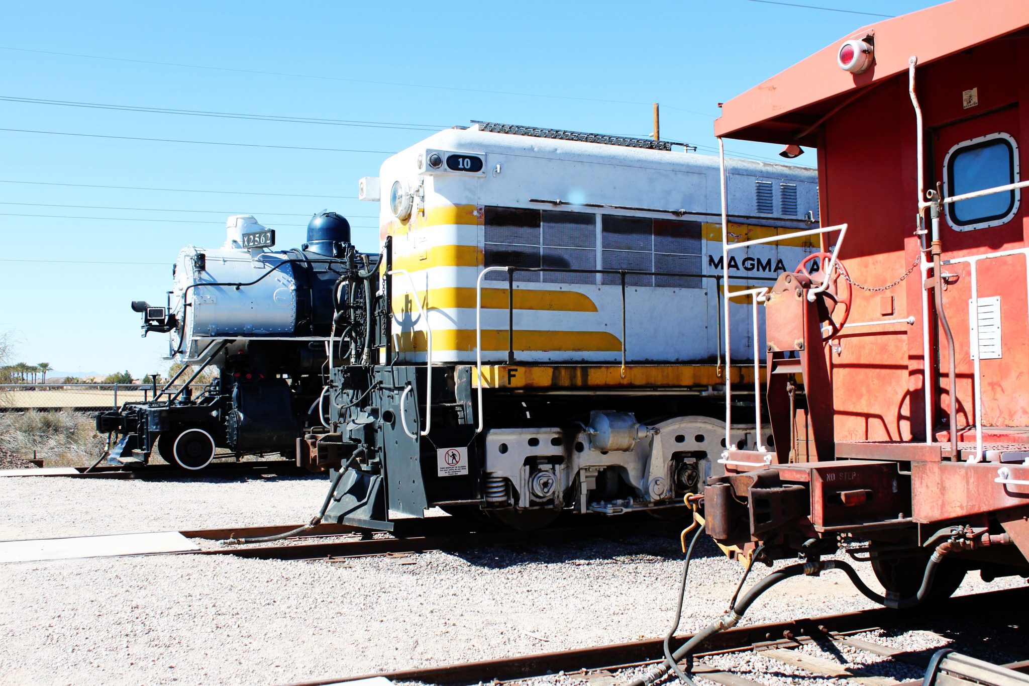 Kids will love exploring the train yard at the Arizona Railway Museum- 101 East Valley and Phoenix Kids activities #phoenix #arizona #azrailwaymuseum