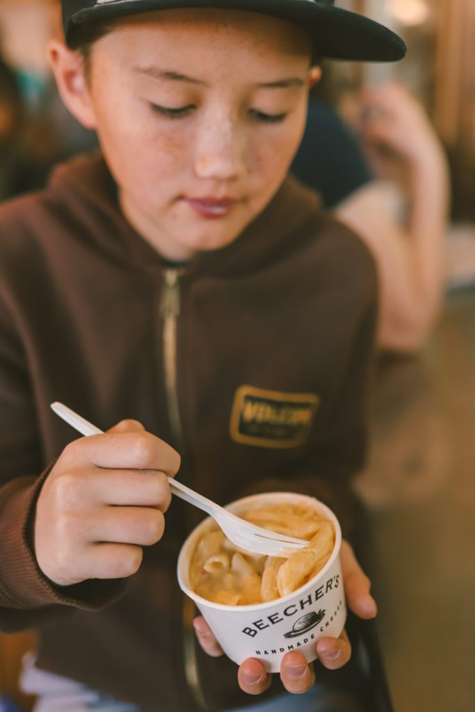 Fun Things to Do in Seattle With Kids | Pike Place Market Beecher's Cheese Cafe  #simplywander