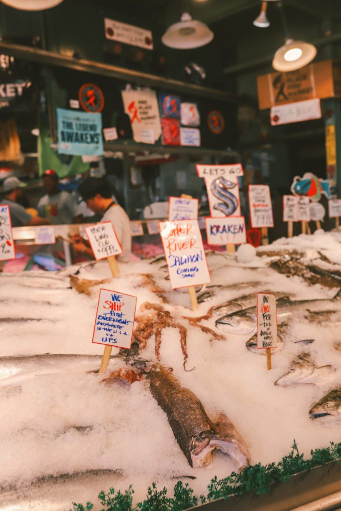Fun Things to Do in Seattle With Kids | Pike Place Market #simplywander