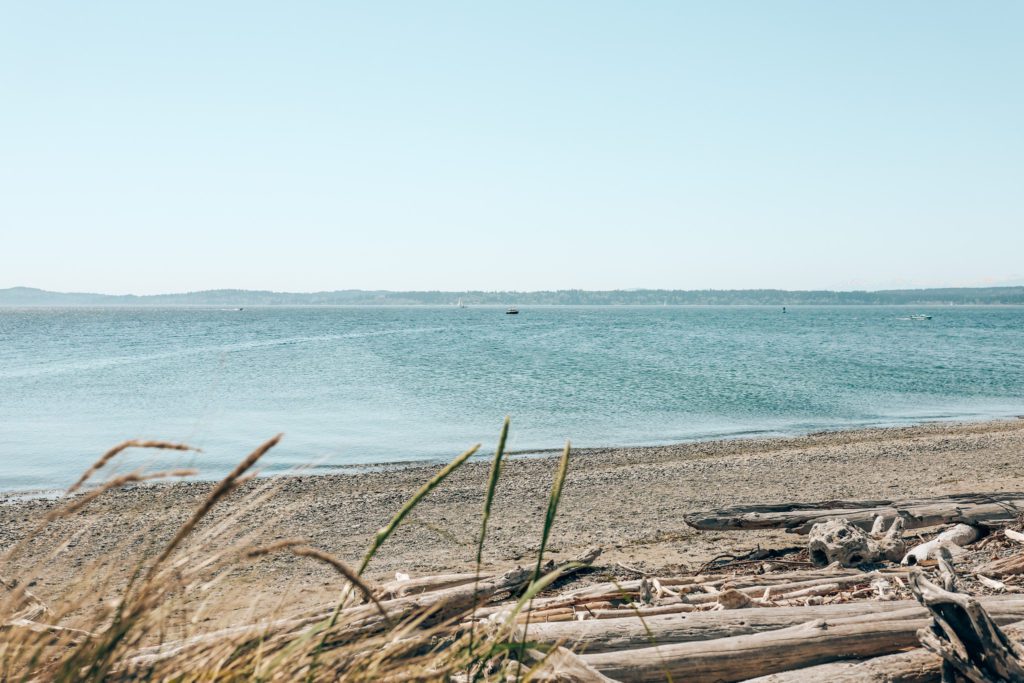 Fun Things to Do in Seattle With Kids | Discovery Park #simplywander