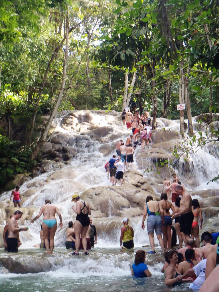 Discover 8 unique experiences in Jamaica | what to do in Jamaica #jamaica #simplywander #dunnsriverfalls