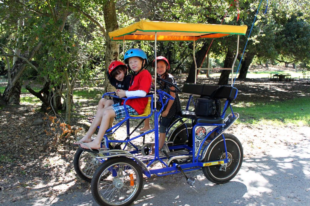 9 Fun things to do in Orange County with kids | Rent bikes at Irvine Regional Park #orangecounty #california #irvineregionalpark #simplywander