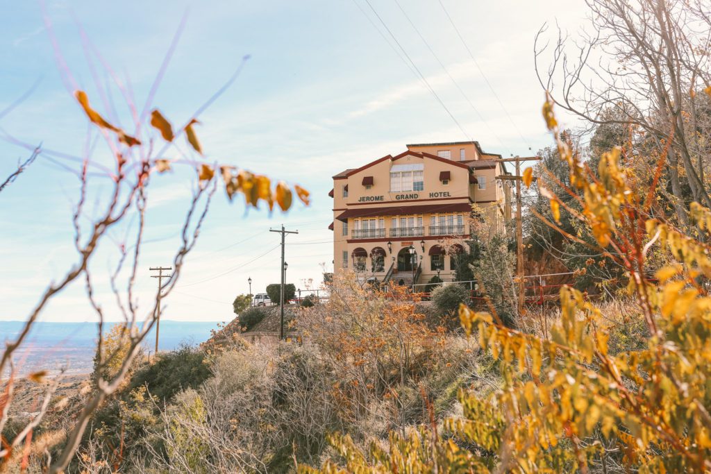 Unique Things to do in Jerome, AZ | Stay at the Jerome Grand Hotel #simplywander