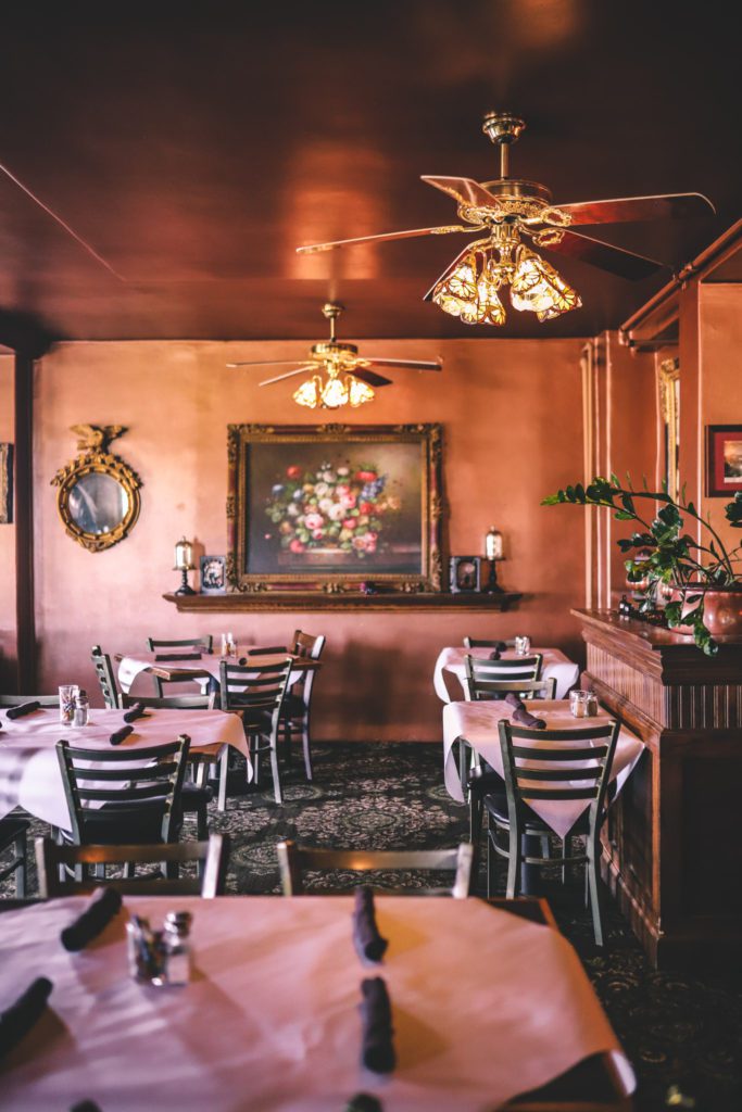 Unique Things to do in Jerome, AZ | Eat at the Asylum Restaurant #simplywander