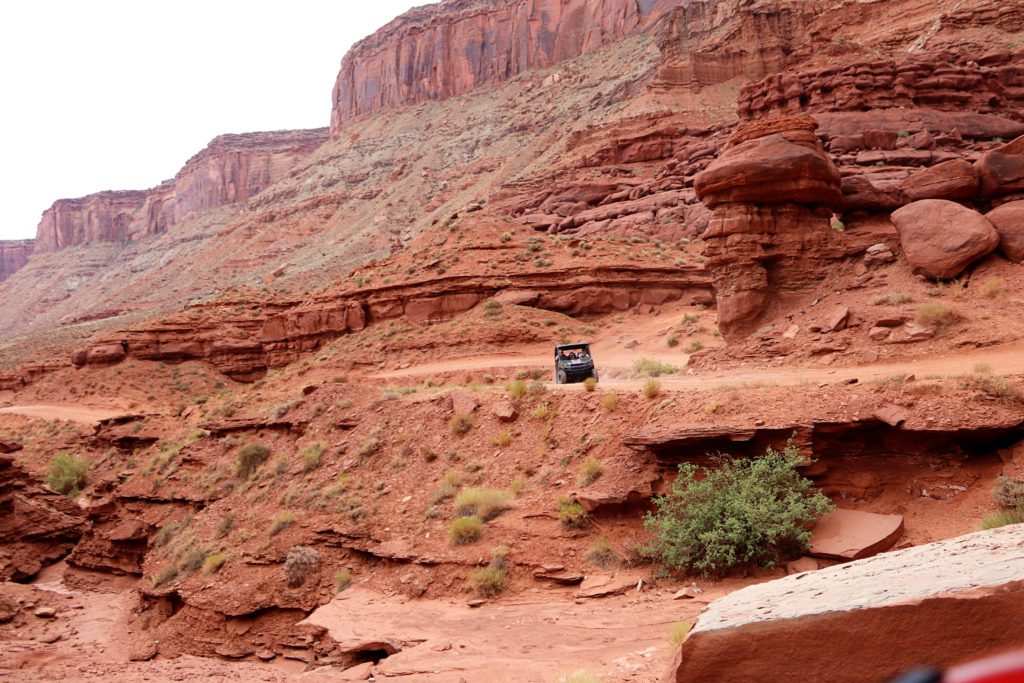 Best off road trails in Moab Utah | First time guide to Moab Utah #moab #utah #simplywander