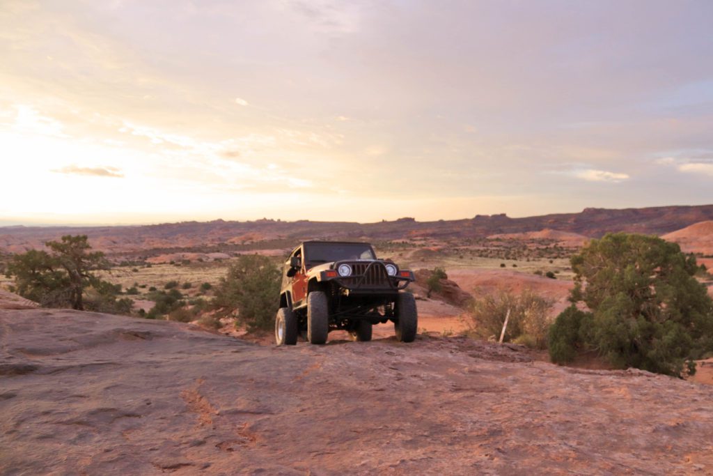 Best 4WD trails in Moab Utah | First time guide to Moab Utah #moab #utah #simplywander