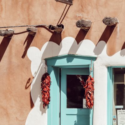 Discover the oldest home in the US in Santa Fe | 5 Awesome things to do in Santa Fe with kids #santafe #newmexico #simplywander #oldesthousemuseum