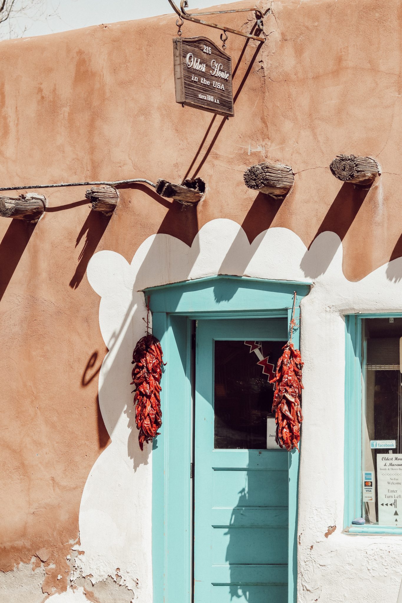 First Time Guide to Old Town Santa Fe - Simply Wander