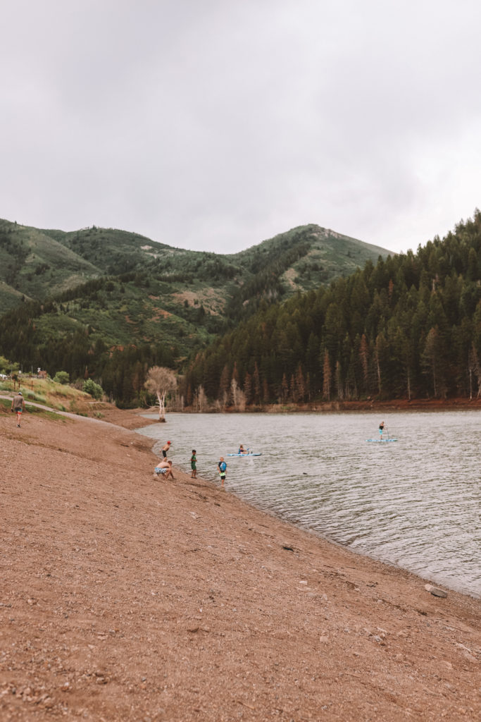 11 Fun Things to do in Utah County With Kids | Tibble Fork Reservoir #simplywander #tibblefork #utah