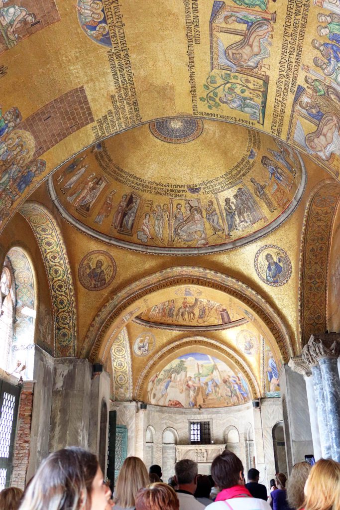 One perfect day in Venice Italy | Top things to see in Venice | St Mark's Basilica #venice #italy #simplywander