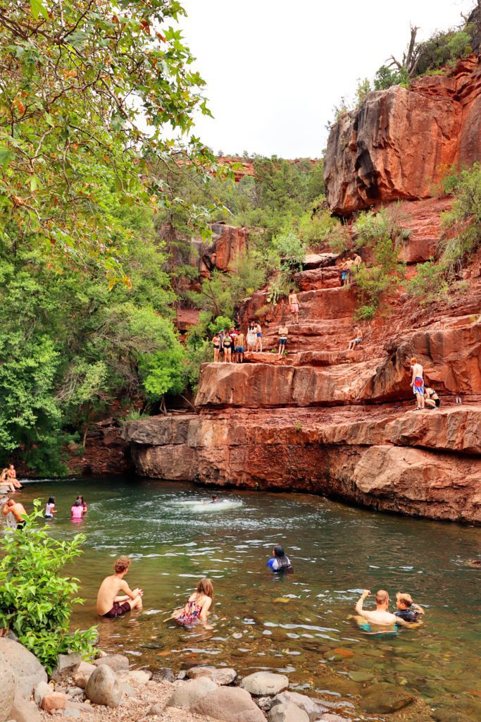 15 Fun Things to do in Sedona Arizona with Kids | Grasshopper Point Swimming Hole #simplywander #grasshopperpoint #sedona #arizona