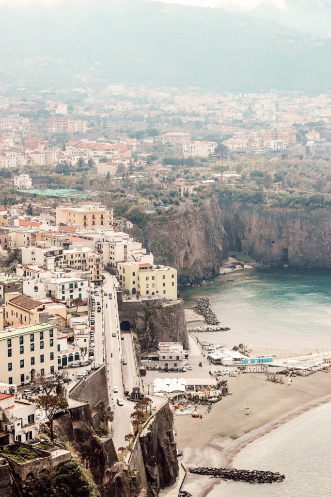 A photo journey through the Amalfi Coast towns | Simply Wander #italy #amalficoast #simplywander