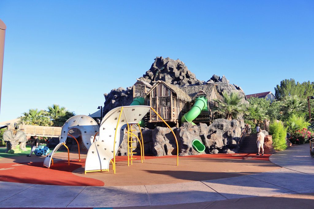 9 Awesome things to do in St George Utah with kids | Thunder Junction Park #simplywander #stgeorge #utah #thunderjunctionpark
