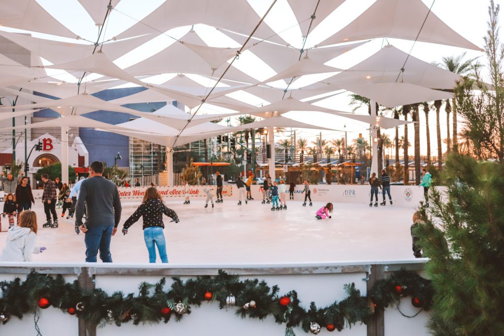 Best places to experience Christmas in Arizona | Winter Wonderland Ice Rink 