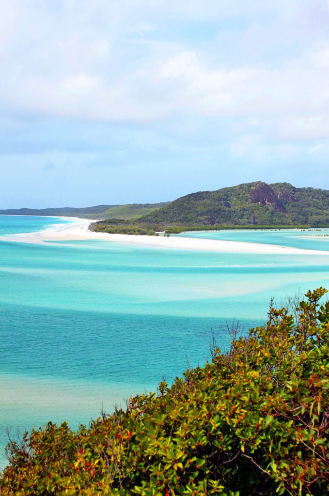 Tips for visiting Whitehaven Beach: The most beautiful beach in Australia | Simply Wander #whitsundayislands #australia #whitehavenbeach #simplywander