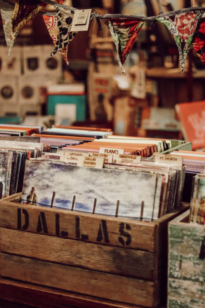 9 Things to do in Dallas on a girls weekend | Dallas Farmer's Market #simplywander #dallas #texas #dallasfarmersmarket