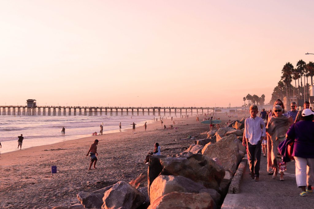 7 Things to do in Oceanside California on your next family vacation | Cruise The Strand #simplywander #oceanside #california #thestrand