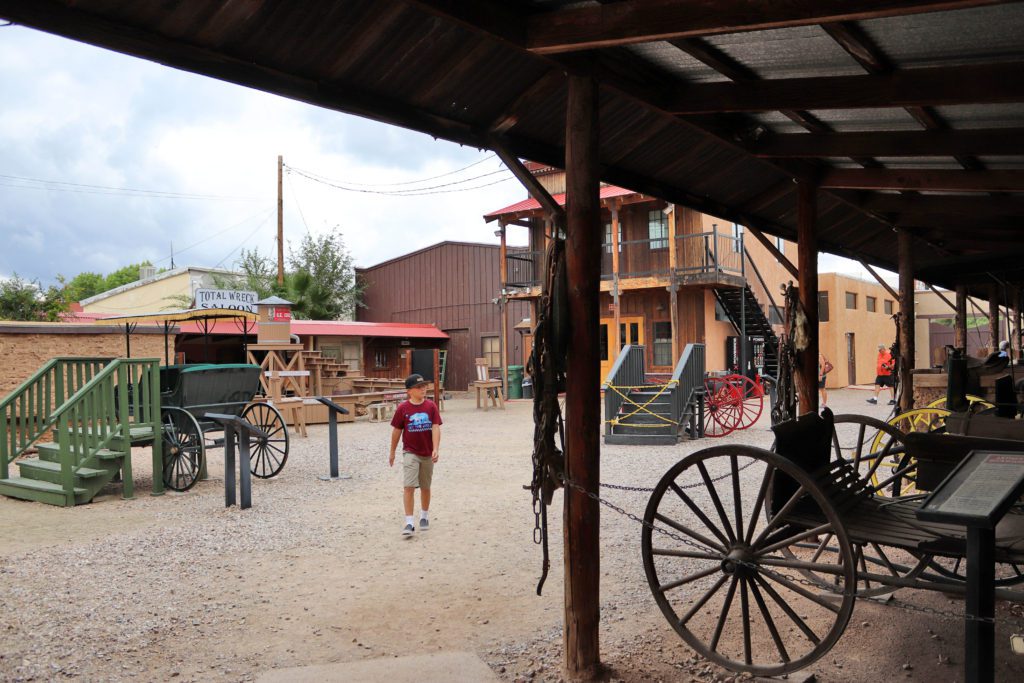 11 Things to do in Tombstone Arizona with Kids | O.K. Corral #simplywander #tombstone #arizona #okcorral