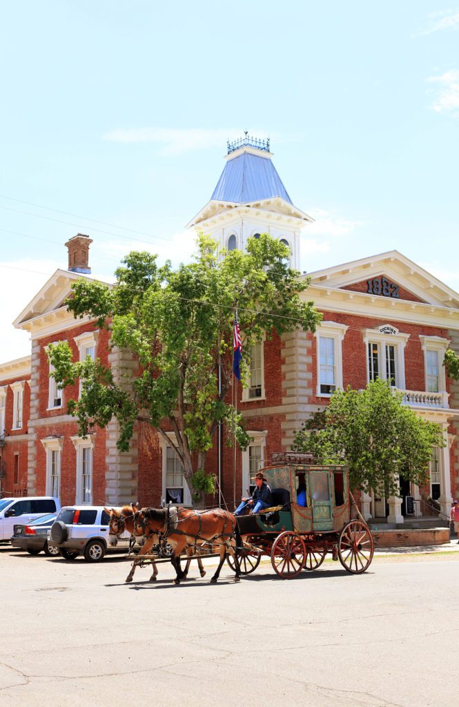11 Things to do in Tombstone Arizona with Kids | Tombstone Courthouse State Historic Park #simplywander #tombstone #arizona #courthousestatepark