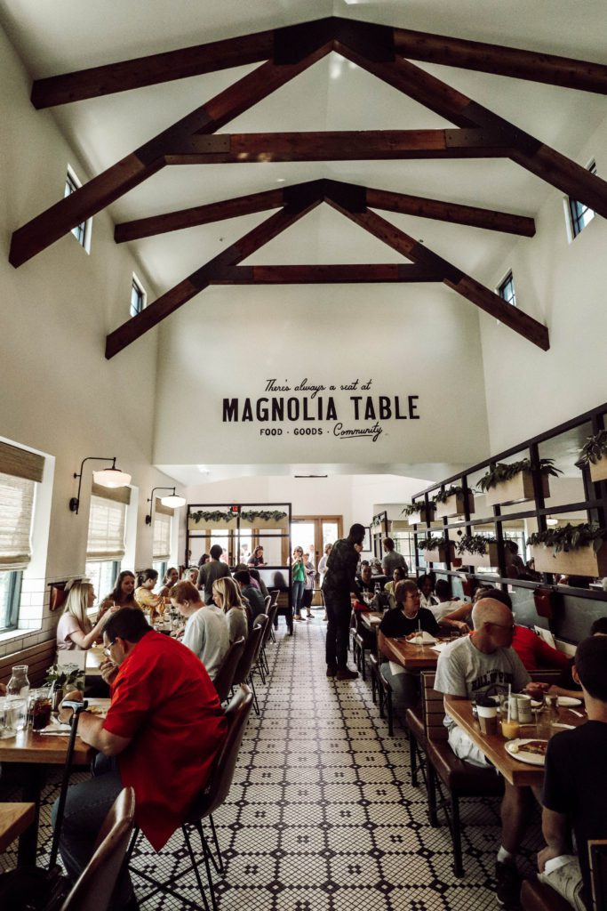 6 Things you should know before visiting Magnolia Market | Tips for visiting Magnolia Table #simplywander #magnolia #waco #texas