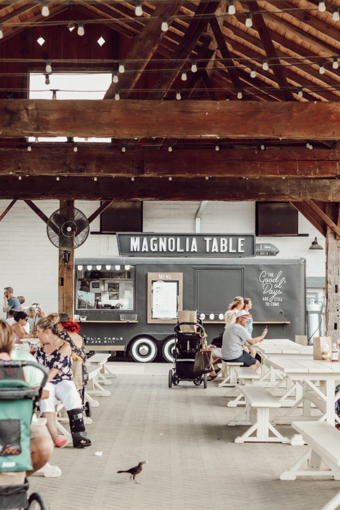 6 Things you should know before visiting Magnolia Market | #simplywander #magnolia #waco #texas