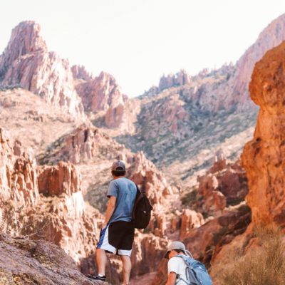 Hiking Arizona's Flatiron: one of the most challenging and rewarding hikes in Phoenis | Everything you need to know before hiking Flatiron #simplywander #flatironhike #superstitionmoutains #lostdutchmanstatepark #arizona