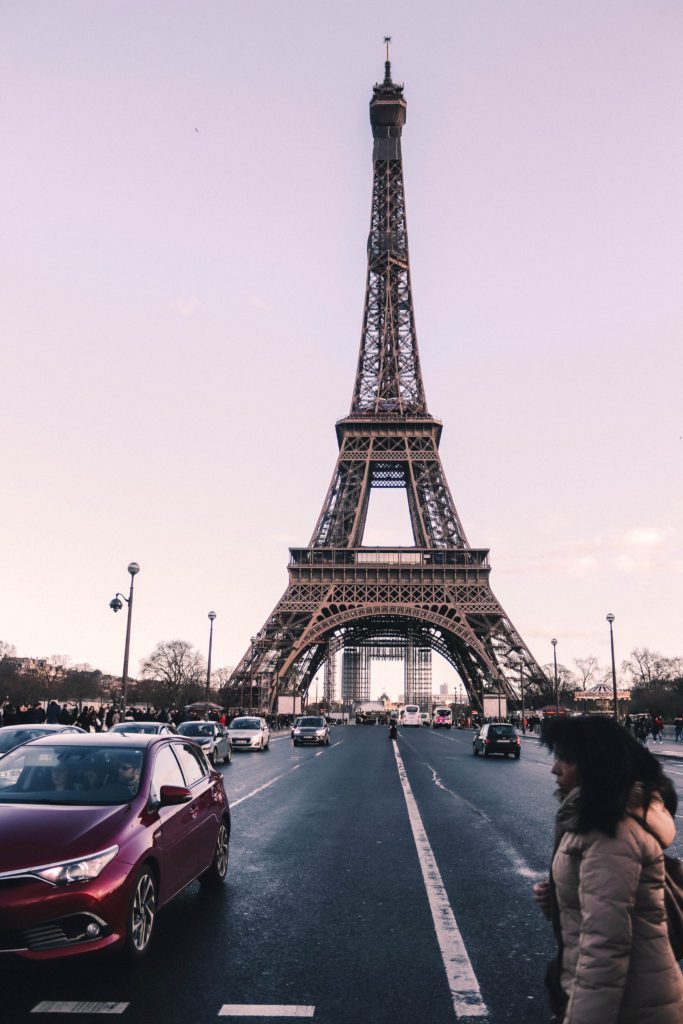 7 Spectacular Places to View the Eiffel Tower | Place du Trocadero #simplywander #paris #france #eiffeltower #placedutrocadero
