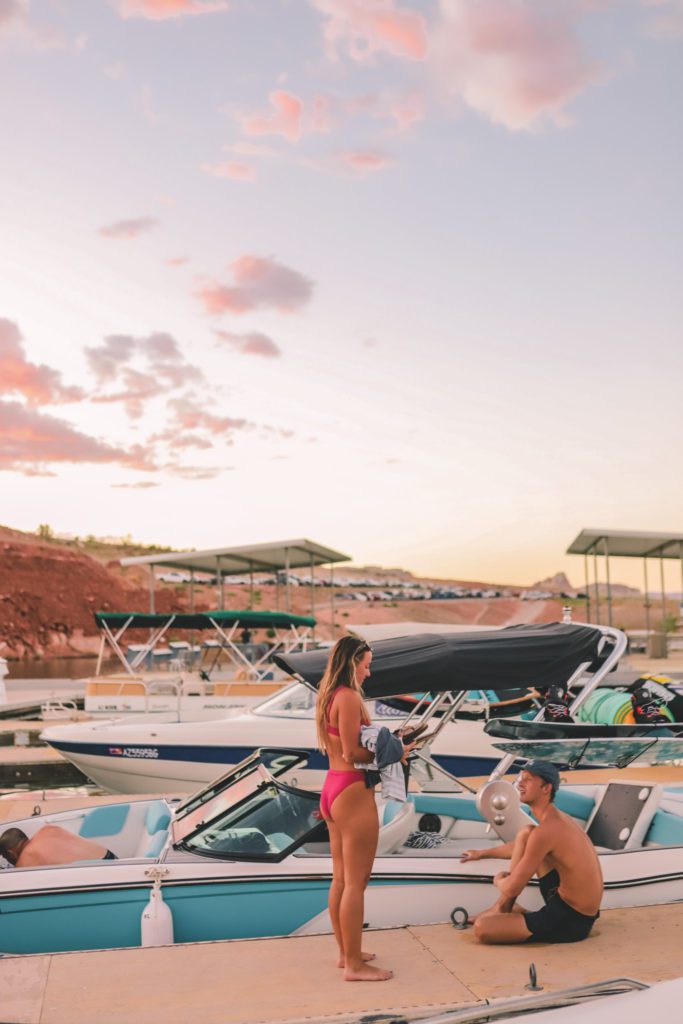 First Time Guide to Visiting Lake Powell | Wahweap Marina #simplywander