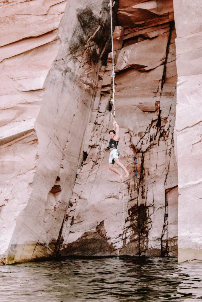 9 Secret Spots at Lake Powell | Antelope Canyon rope swing #simplywander #lakepowell #utah #arizona #antelopecanyon #ropeswing