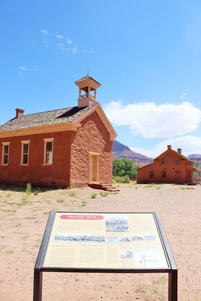 How to spend a non-touristy weekend in Zion | Grafton Ghost Town #simplywander #zion #grafton