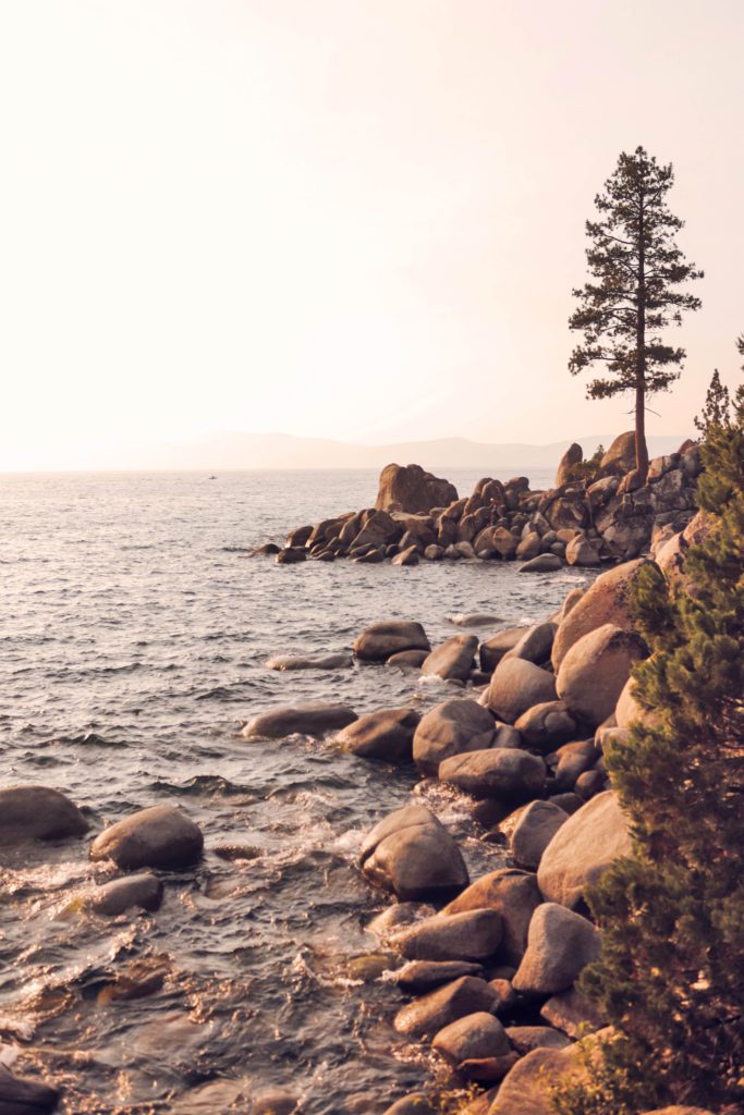 5 Things Not to Miss on Your First Trip to Lake Tahoe | Secret Cove #simplywander #laketahoe #california #nevada #secretcove