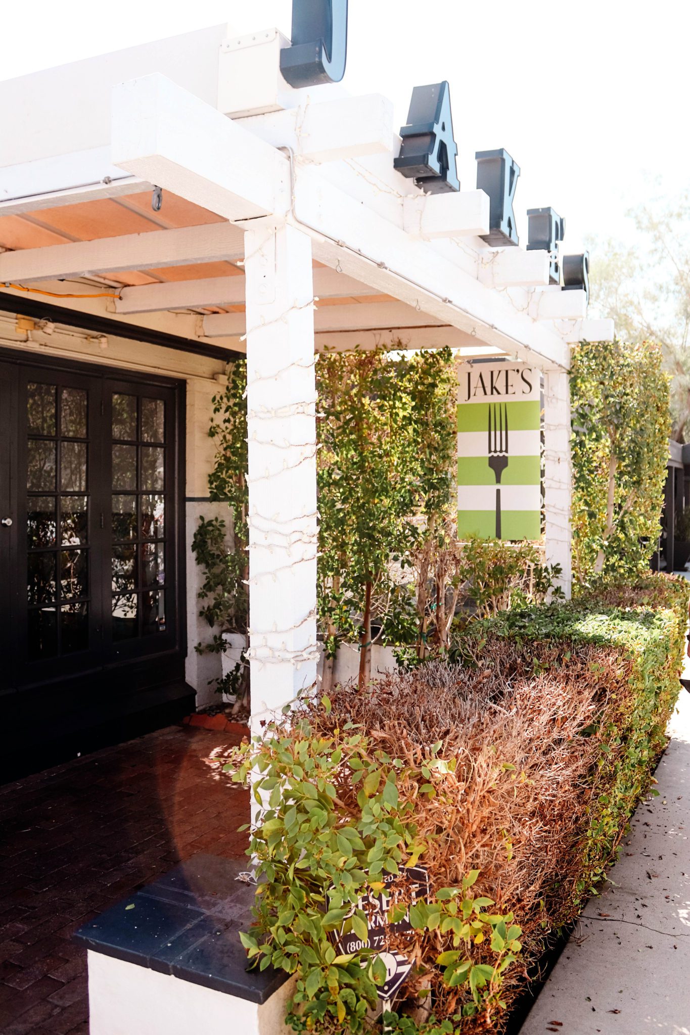 How to Spend a Girl's Weekend in Palm Springs - Simply Wander