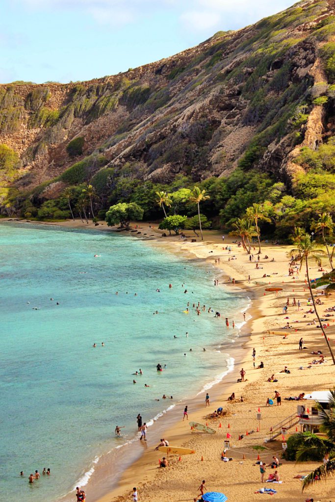 Oahu Bucket List: 46 of the Best Things to do in Oahu | Snorkel at Hanauma Bay #simplywander #oahu #hawaii #hanaumabay