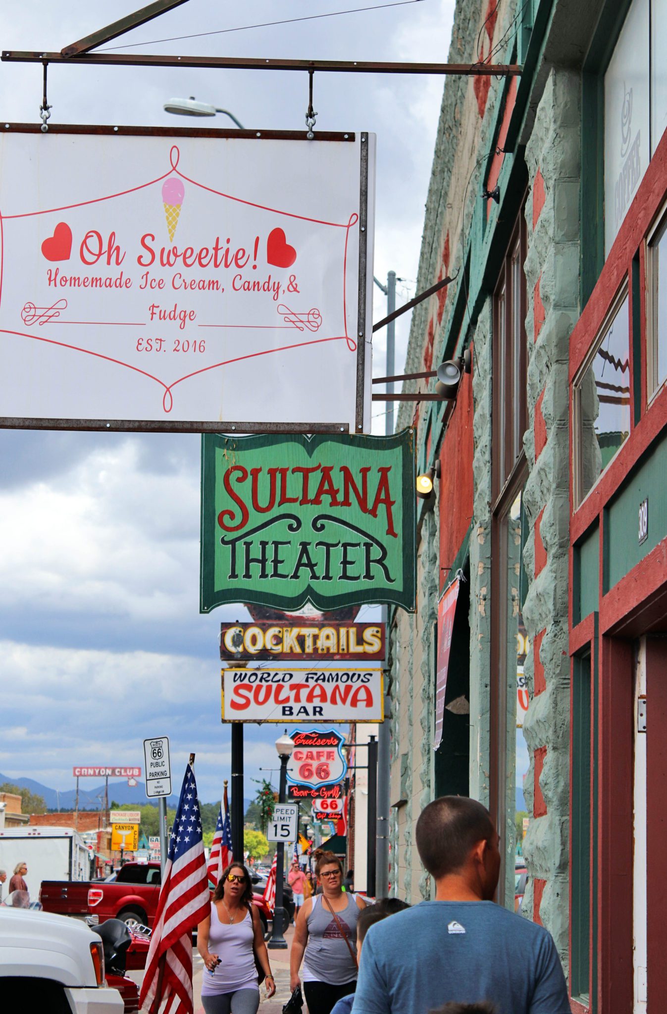 Goldies Route 66 Diner Williams Az - 5vd5qq8