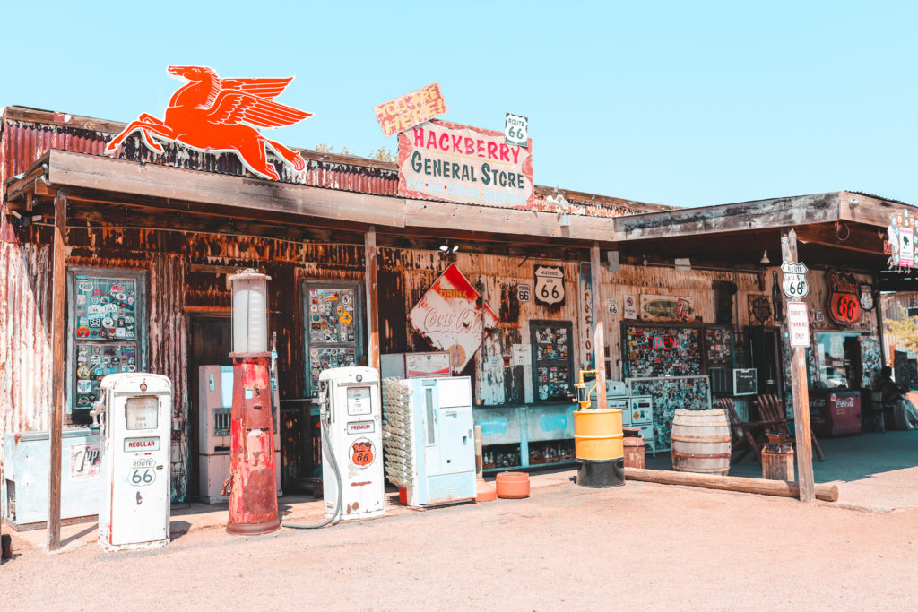 12 spots not to miss on a Route 66 road trip through Arizona | Hackberry General Store #simplywander #route66 #hackberry