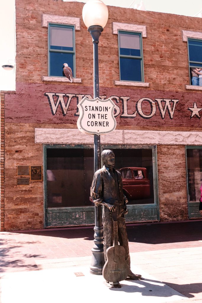 12 spots not to miss on a Route 66 road trip through Arizona | Winslow #simplywander #route66 #winslow