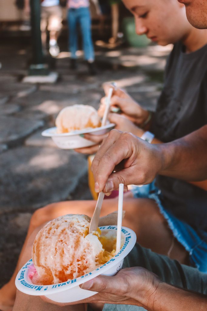 8 Bucket List Things to do in Haleiwa Hawaii | Old Town Haleiwa Matsumoto's Shave Ice #simplywander #haleiwa #hawaii #oahu #matsumoto