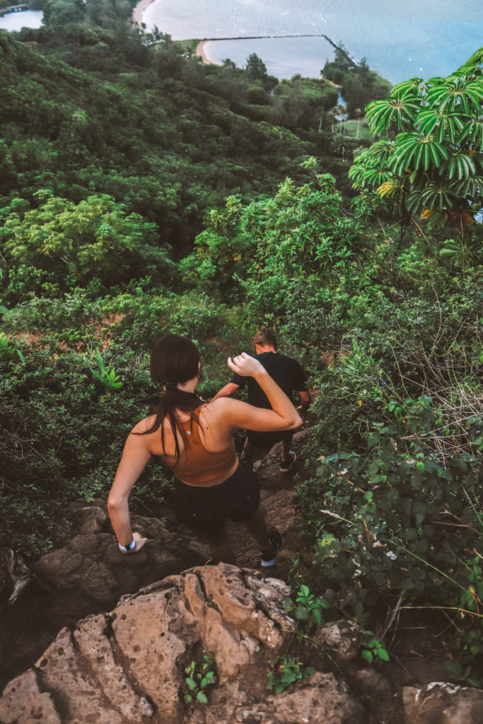 8 of the Best Hikes on Oahu | Crouching Lion Trail #simplywander